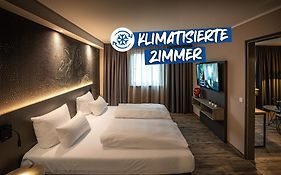LOGINN Hotel Stuttgart Zuffenhausen